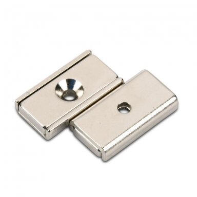 15x13.5x5 magnetinis laikiklis su metaliniu korpusu 15x13.5x5 magnetinis laikiklis su metaliniu korpusu